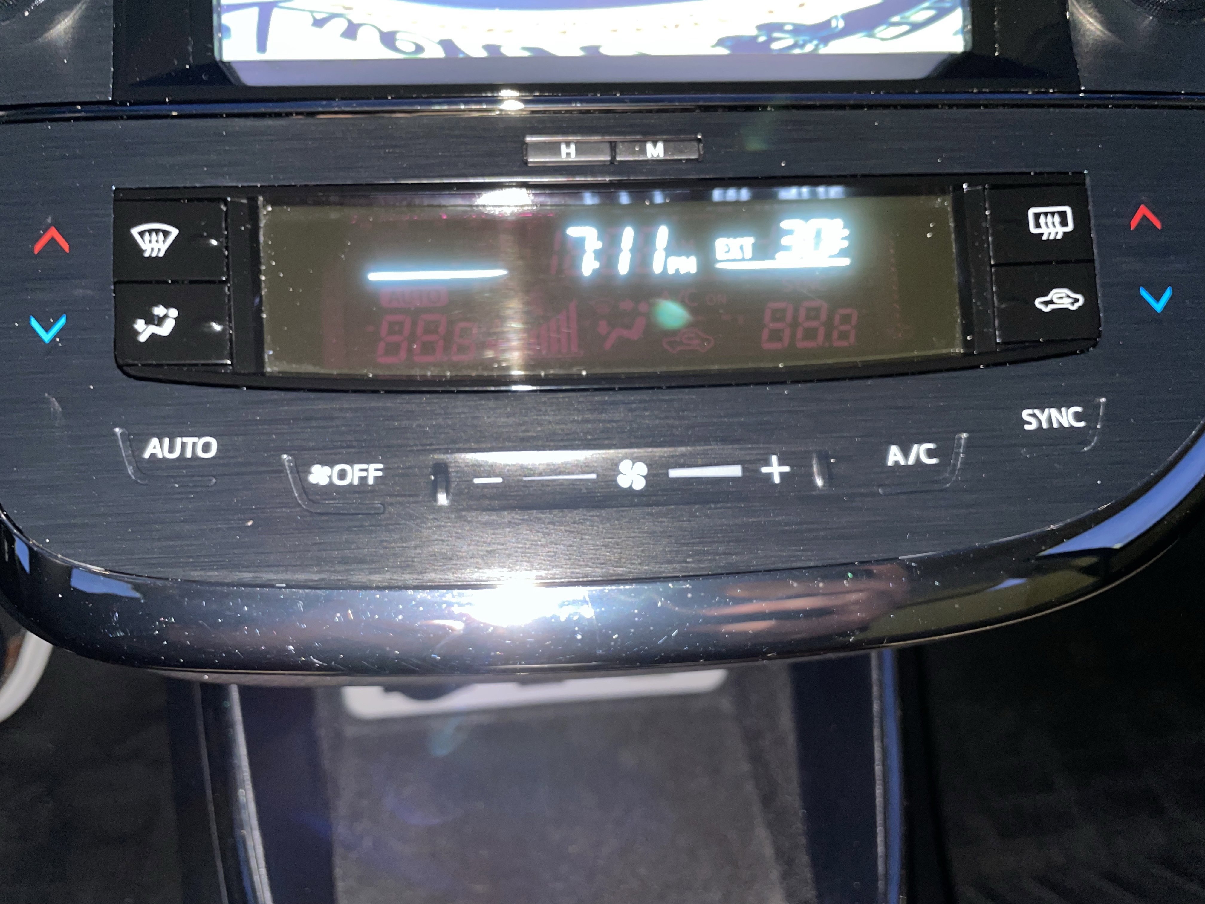 Used 2017 Toyota Avalon XLE Premium w/ Protection Package image 23