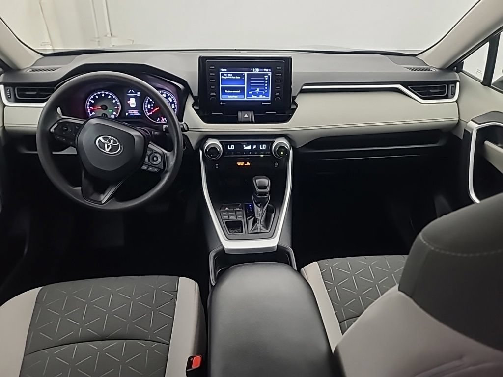 Used 2021 Toyota RAV4 XLE AWD/4WD image 22