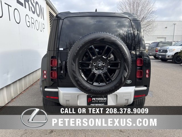 Used 2023 Land Rover Defender 110 S image 4
