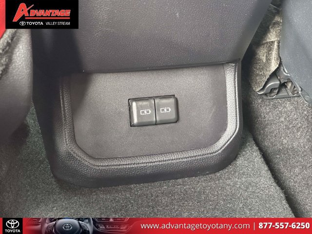 Used 2024 Toyota Highlander XSE AWD/4WD image 17