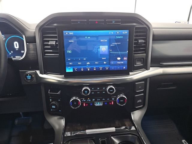 Used 2023 Ford F150 Lariat image 27