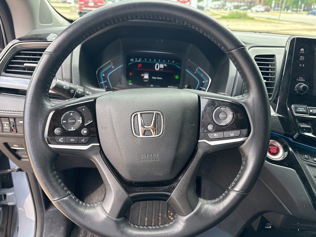 Used 2023 Honda Odyssey Elite image 16