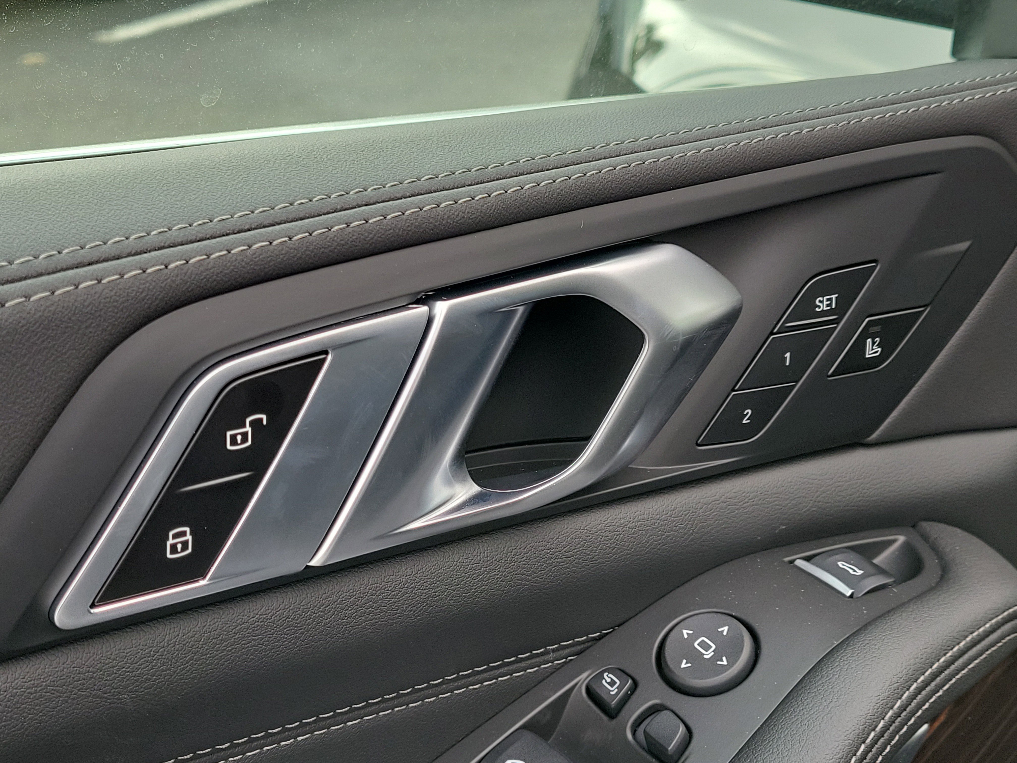 New 2026 BMW X5 sDrive40i image 15