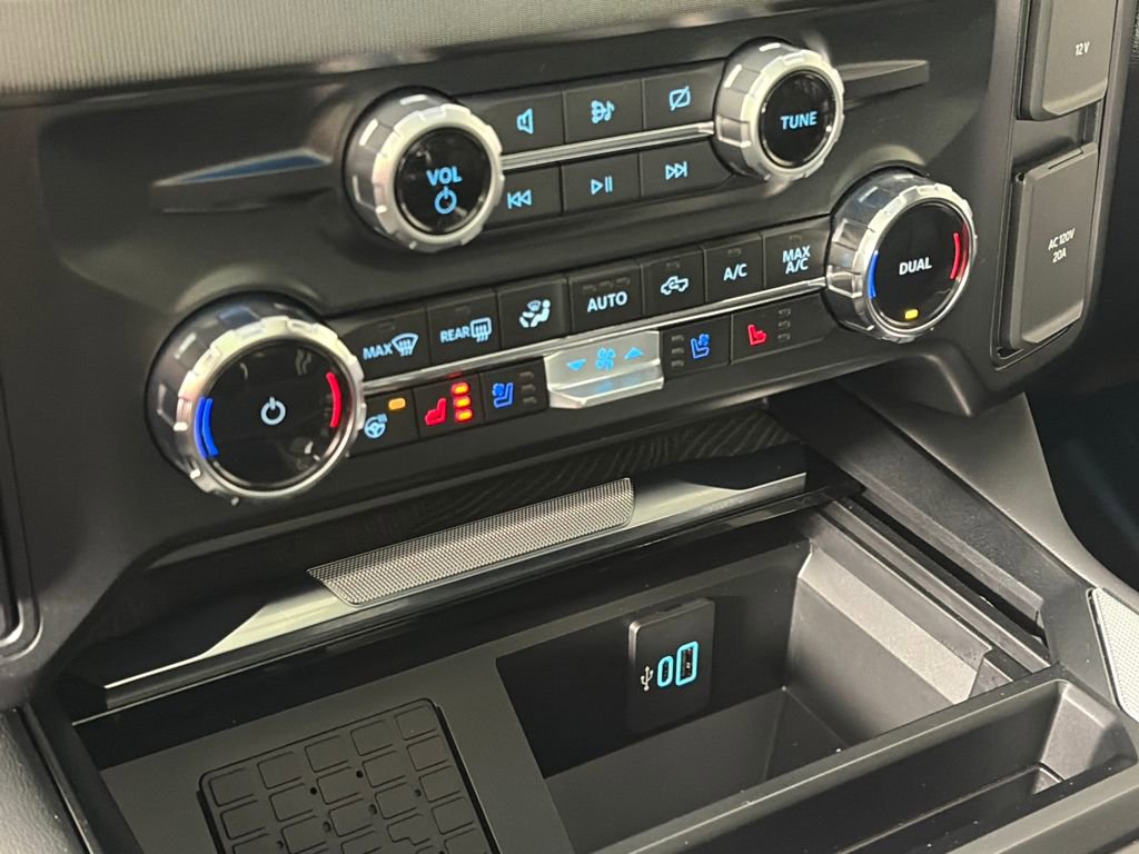 Certified 2024 Ford F350 Platinum w/ FX4 Off-Road Package image 21