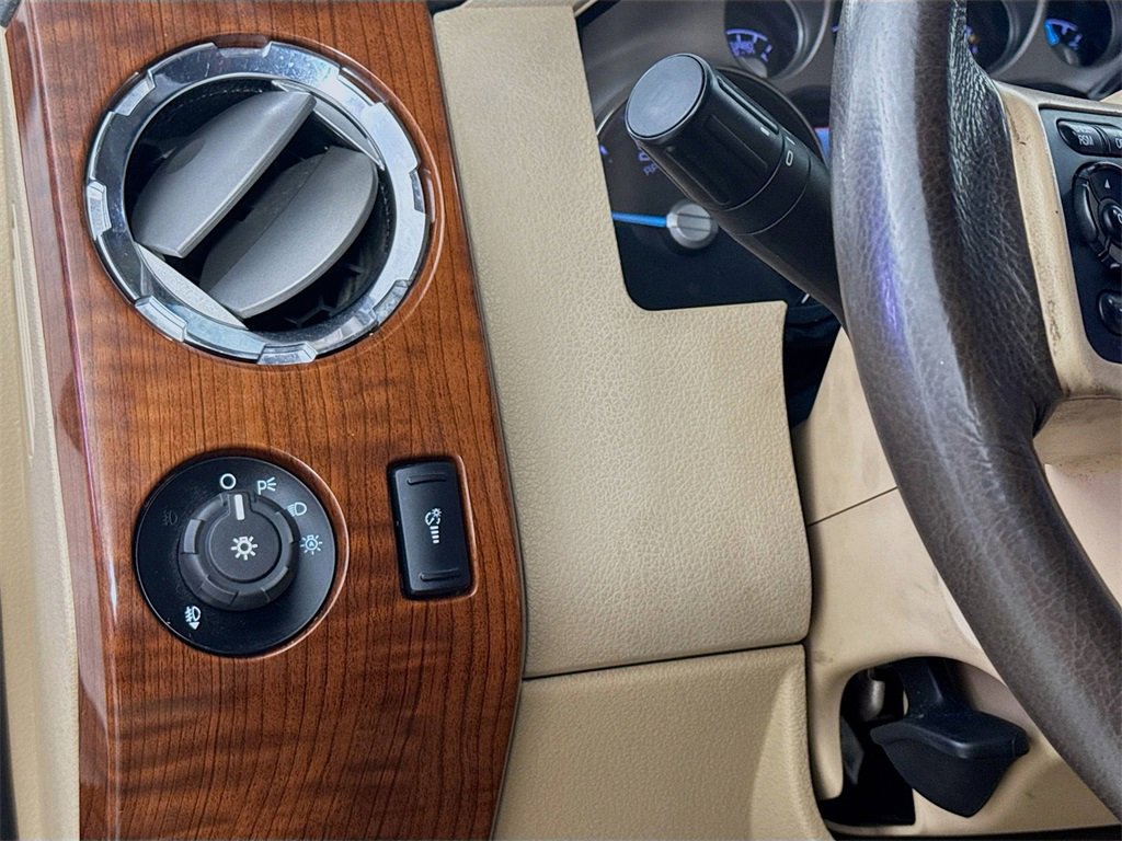 Used 2016 Ford F350 King Ranch w/ King Ranch w/Chrome Package image 10