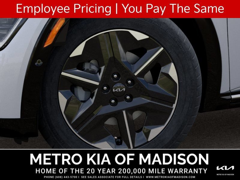 New 2026 Kia EV6 Wind AWD/4WD image 9