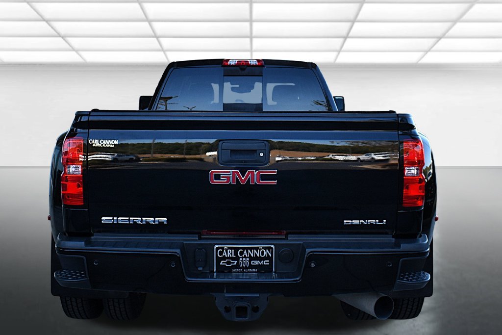Used 2018 GMC Sierra 3500 Denali w/ Duramax Plus Package AWD/4WD image 9
