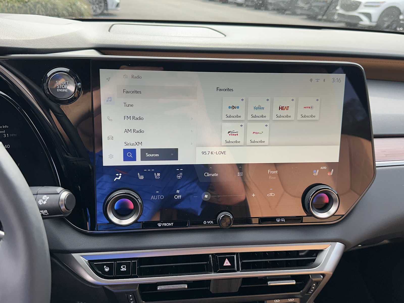 Used 2025 Lexus RX 350 Premium Plus w/ Convenience Package image 17