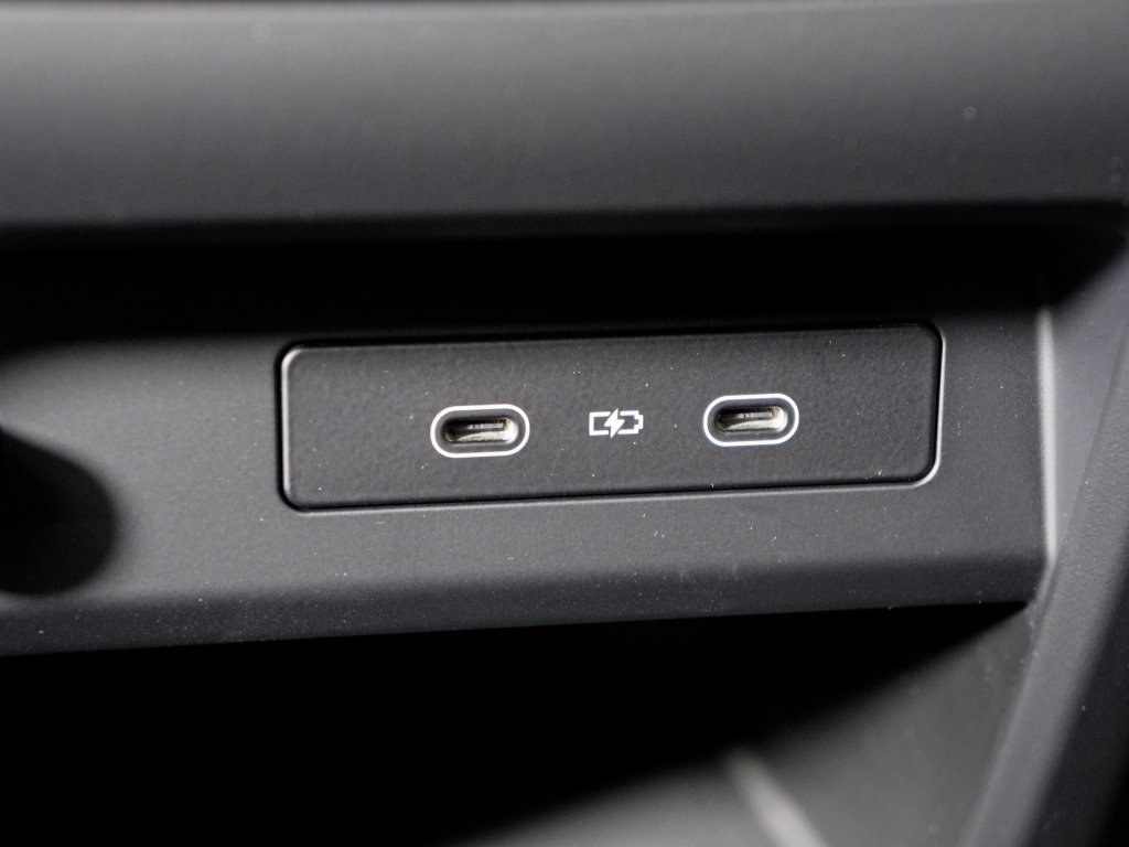 New 2026 Porsche Cayenne Coupe AWD/4WD image 37