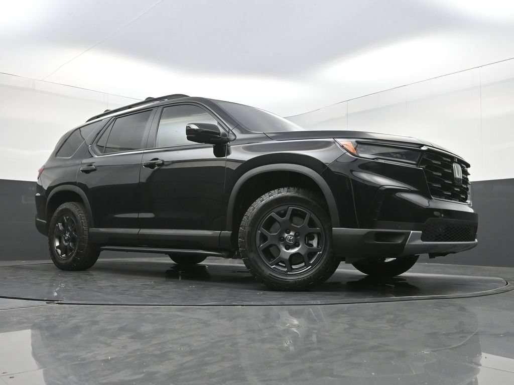 Used 2024 Honda Pilot TrailSport image 25
