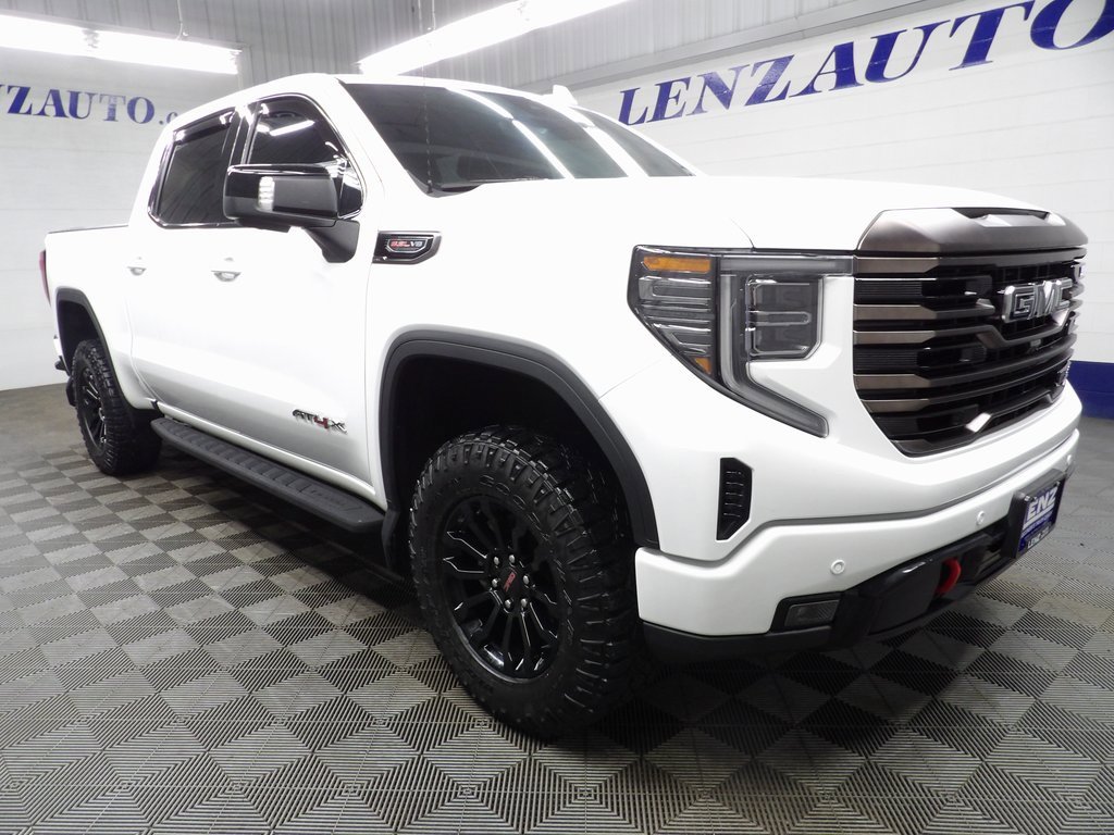 Used 2022 GMC Sierra 1500 AT4X image 3