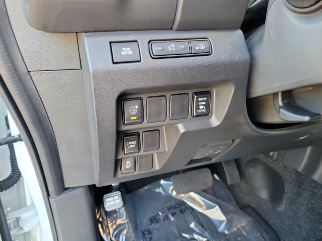 Used 2025 Nissan Frontier SV w/ SV Convenience Package RWD image 20