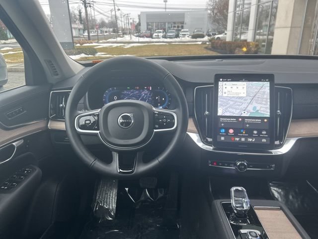 Used 2025 Volvo XC90 B6 Plus AWD/4WD image 19