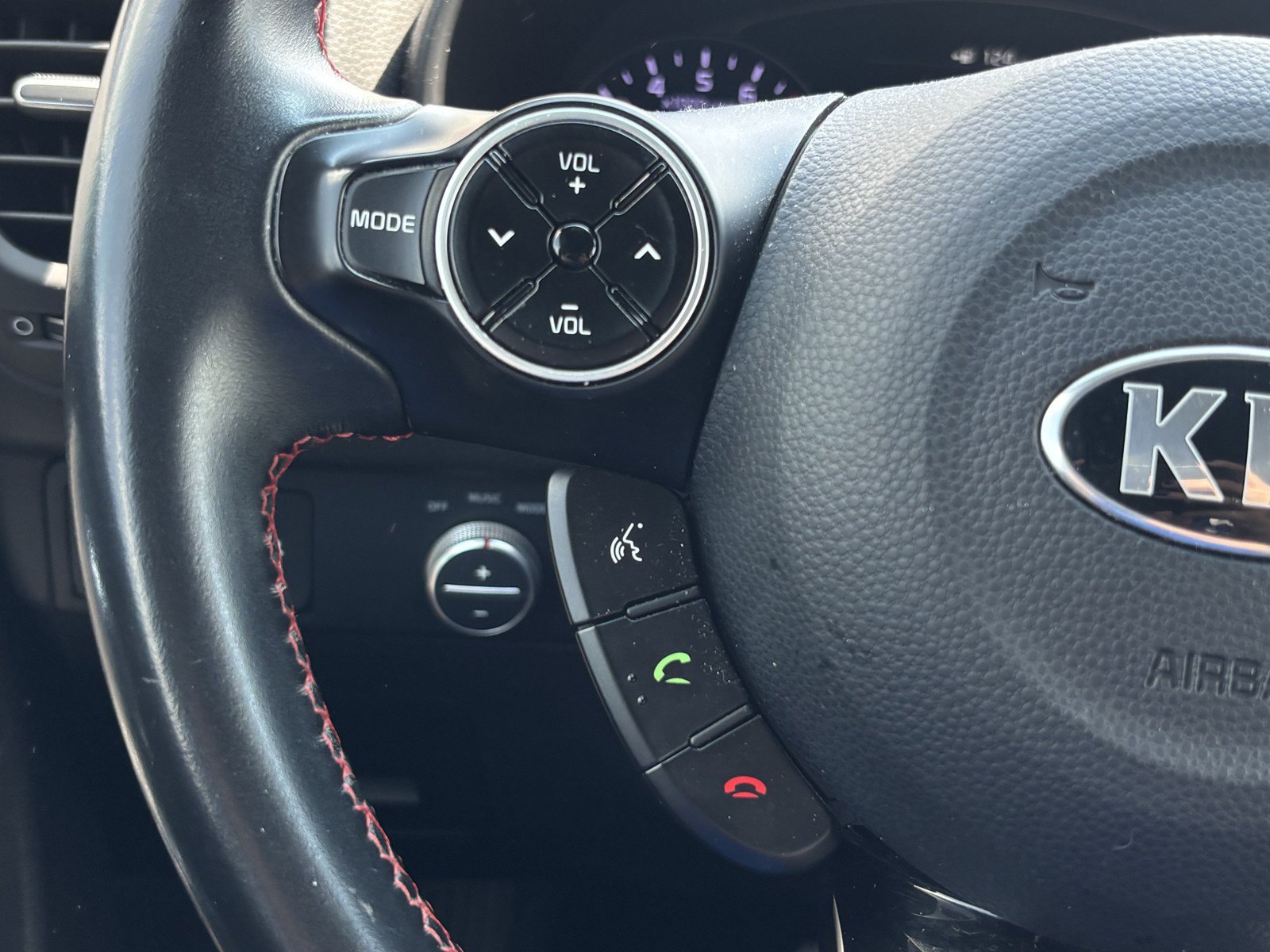 Used 2018 Kia Soul + FWD image 21