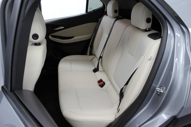 Used 2023 Buick Encore GX Preferred w/ Cold Weather Comfort Package FWD image 17