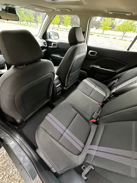 Certified 2025 Hyundai Venue SEL FWD image 15