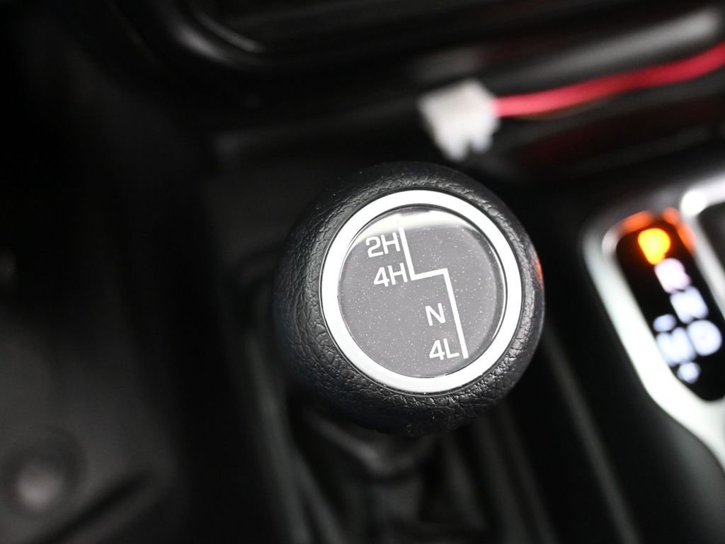 Used 2021 Jeep Gladiator Sport image 23