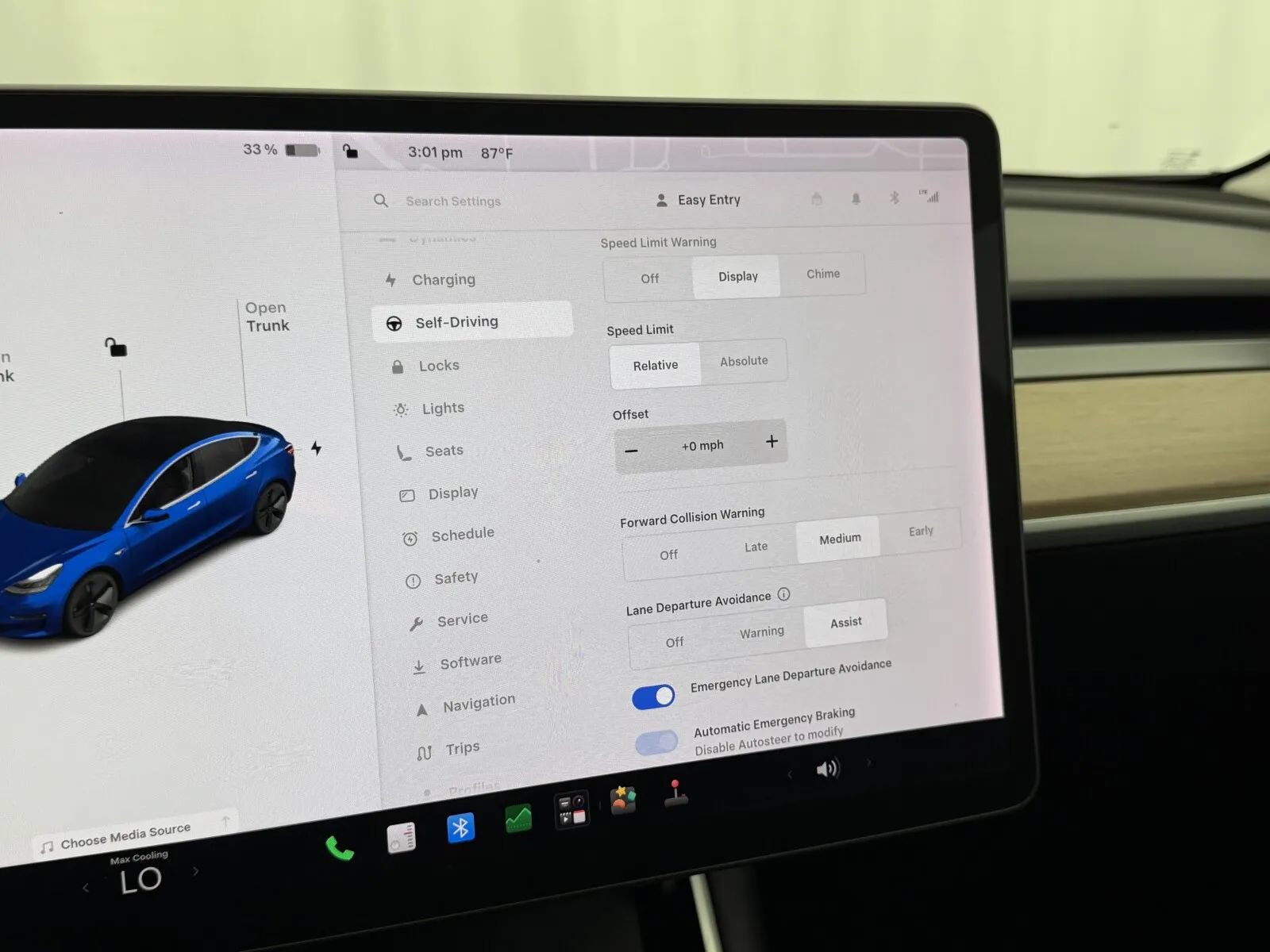 Used 2019 Tesla Model 3 Long Range AWD/4WD image 25