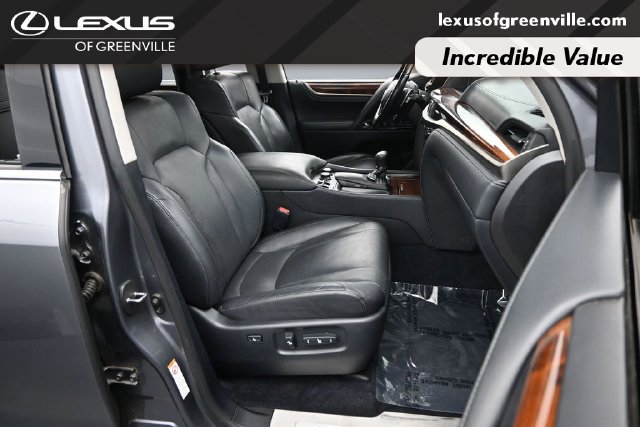 Used 2017 Lexus LX 570 4WD w/ Luxury Package image 36