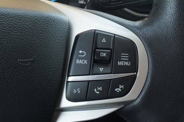 Used 2023 Ford Explorer XLT w/ Equipment Group 202A RWD image 12