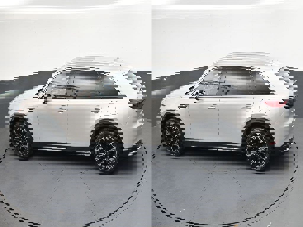 Used 2024 MAZDA CX-90 Plug-In Hybrid w/ Premium Plus AWD/4WD image 24