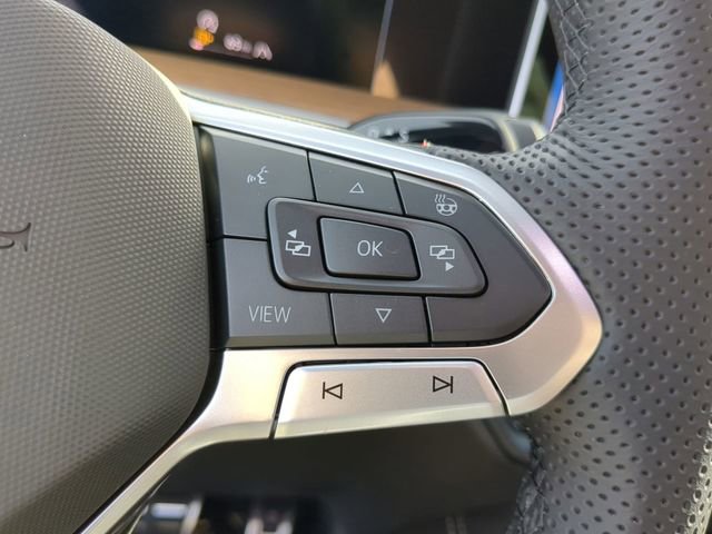 New 2026 Volkswagen Tiguan SEL R-Line image 30