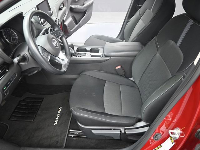 Used 2025 Nissan Sentra SV FWD image 11