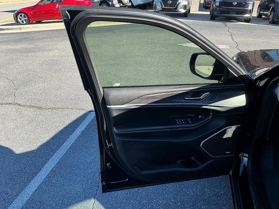 Used 2021 Jeep Grand Cherokee L Limited image 11