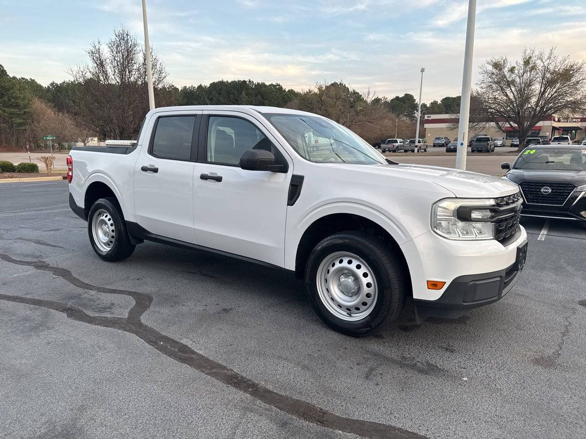 Used 2022 Ford Maverick XL image 9