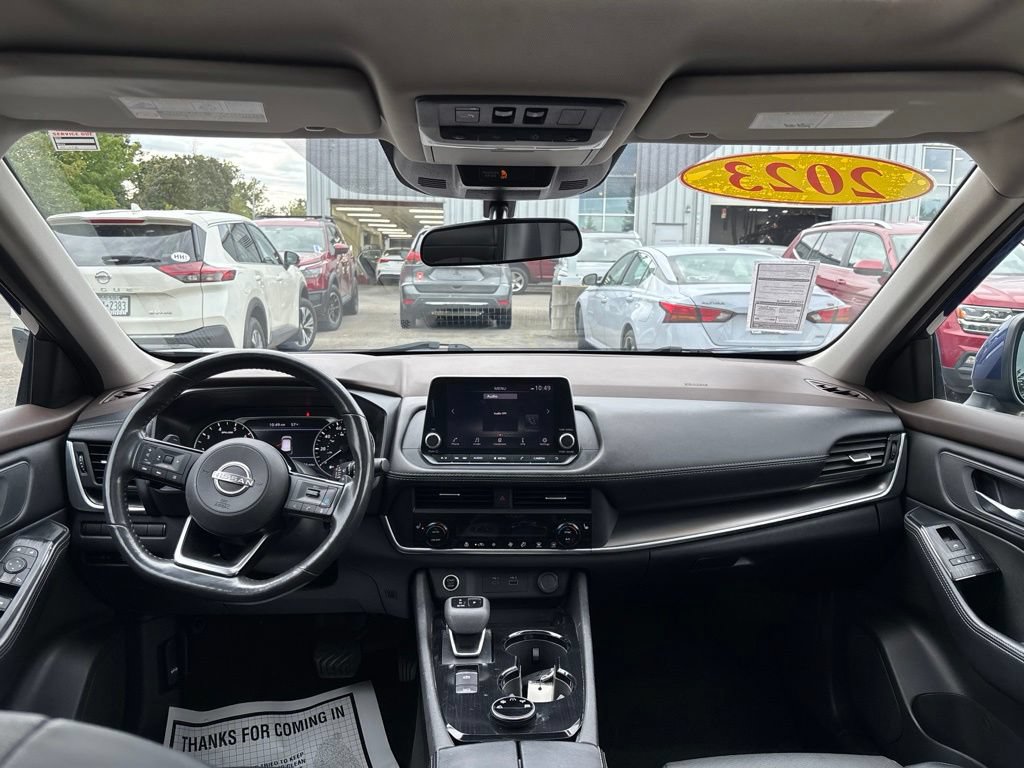 Certified 2023 Nissan Rogue SV w/ SV Premium B Package AWD/4WD image 15