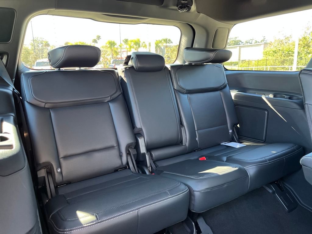 New 2025 Ford Expedition Platinum w/ Stealth Performance Package AWD/4WD image 29