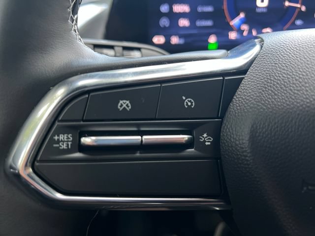 Used 2025 Chevrolet Equinox EV LT w/ Comfort Package AWD/4WD image 25