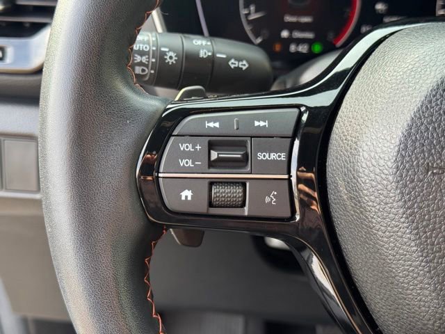 Used 2025 Honda Pilot Sport image 28