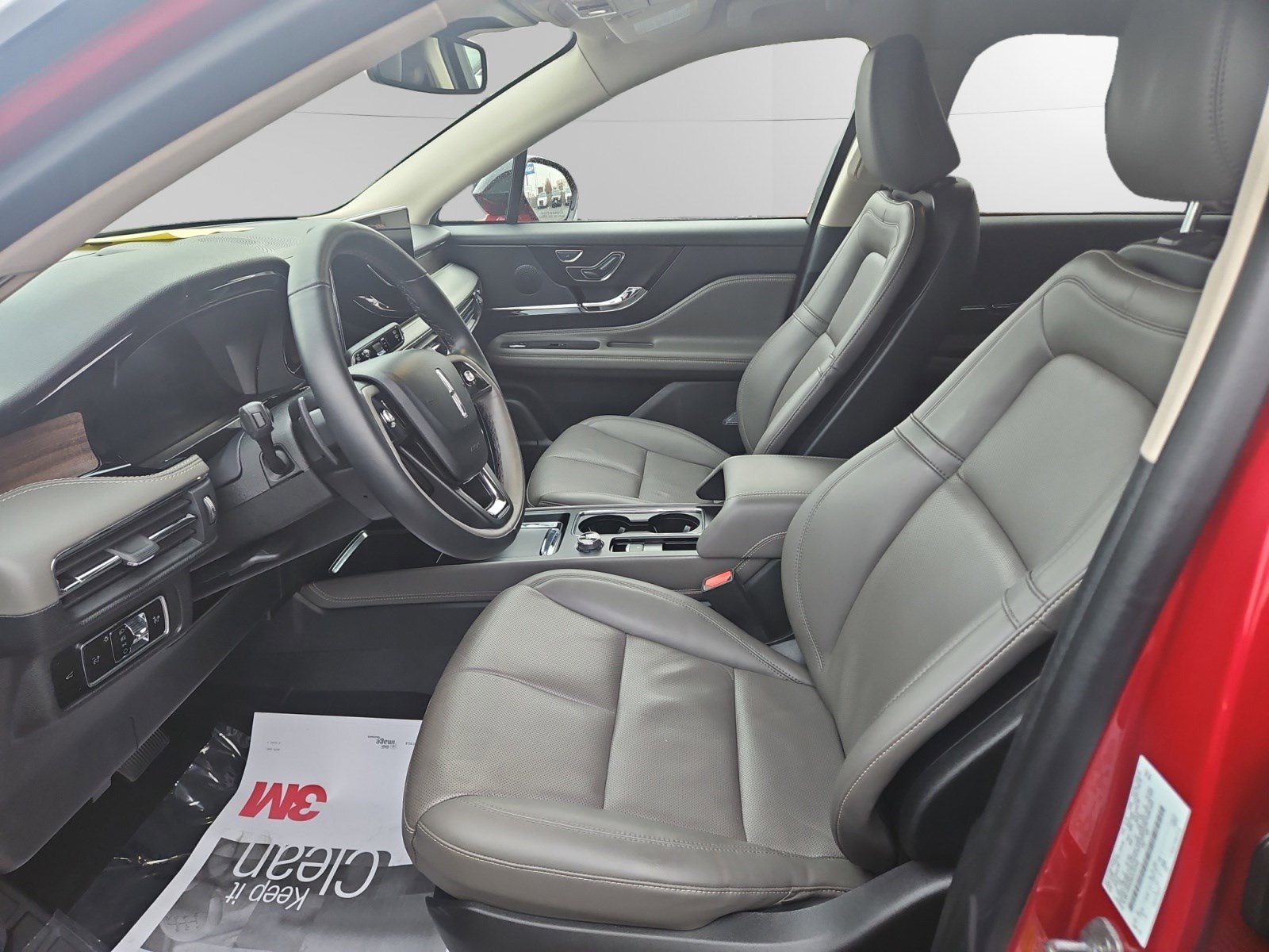 Certified 2024 Lincoln Corsair Reserve w/ Jet Appearance Package image 9