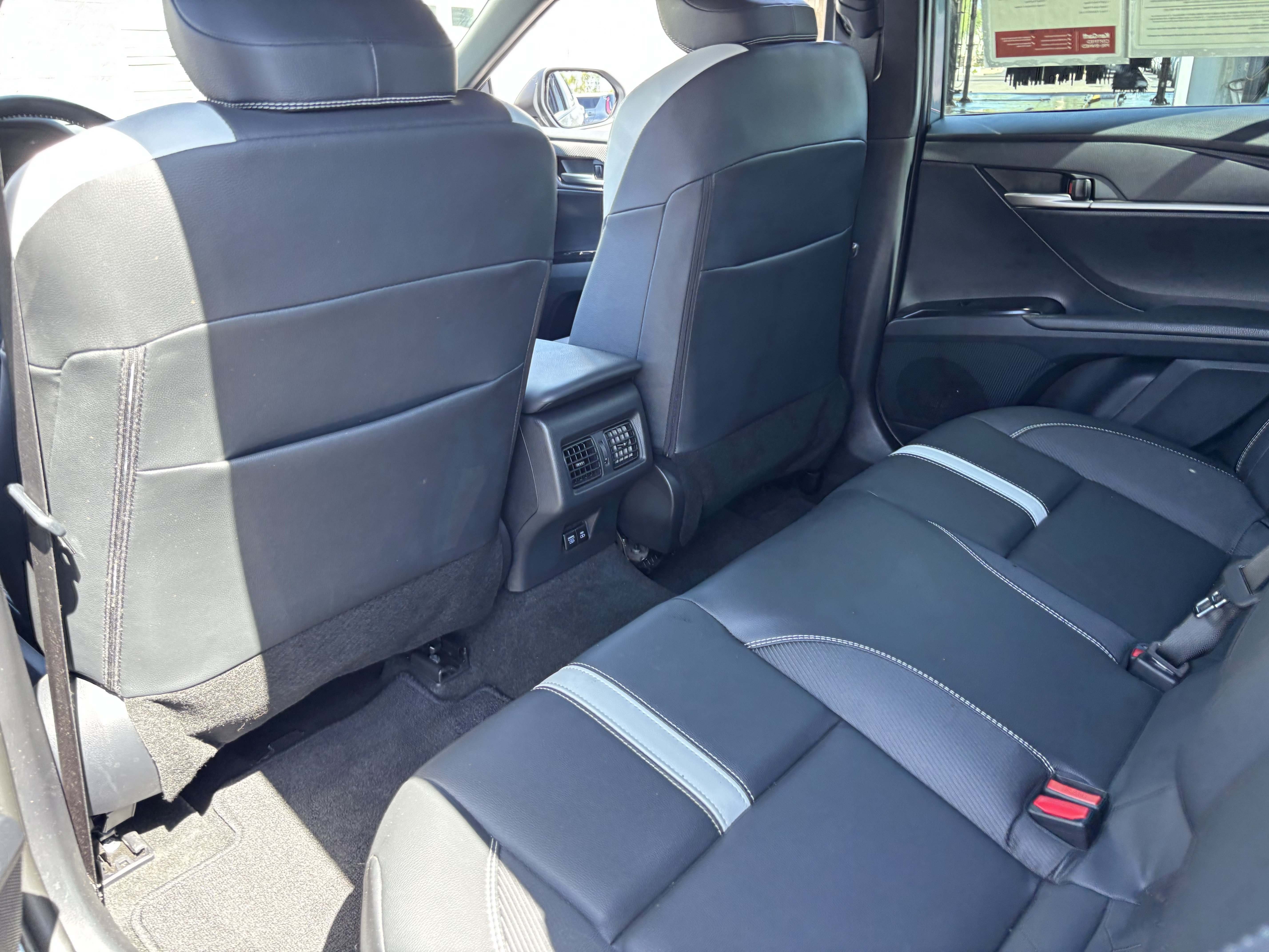 Used 2026 Toyota Camry SE w/ Convenience Package FWD image 16