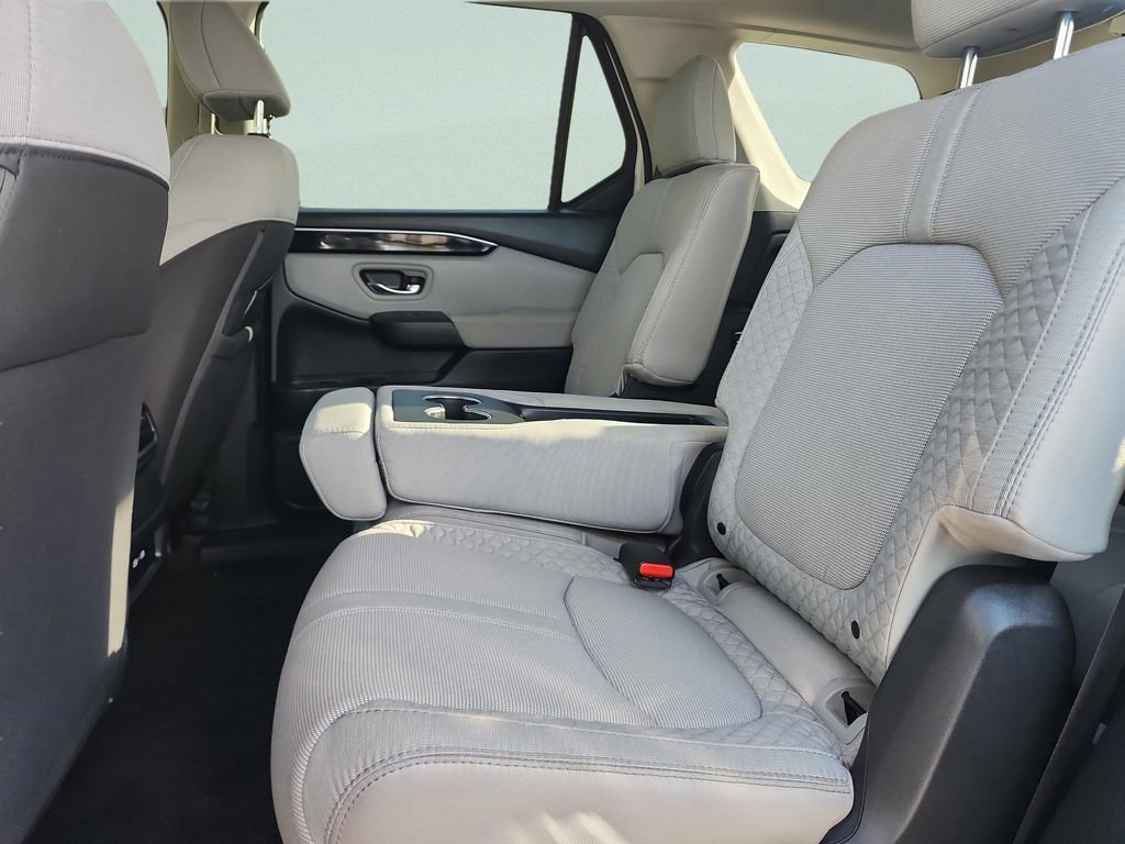 Used 2023 Honda Pilot LX image 20