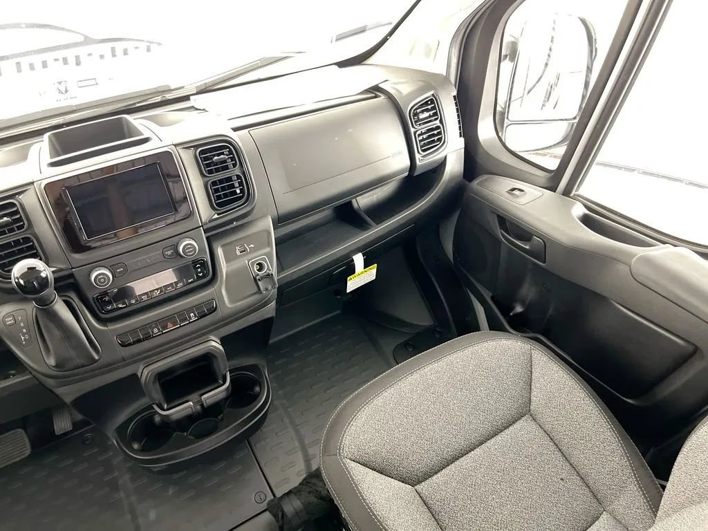 Used 2024 RAM ProMaster 3500 w/ Convenience Group image 22
