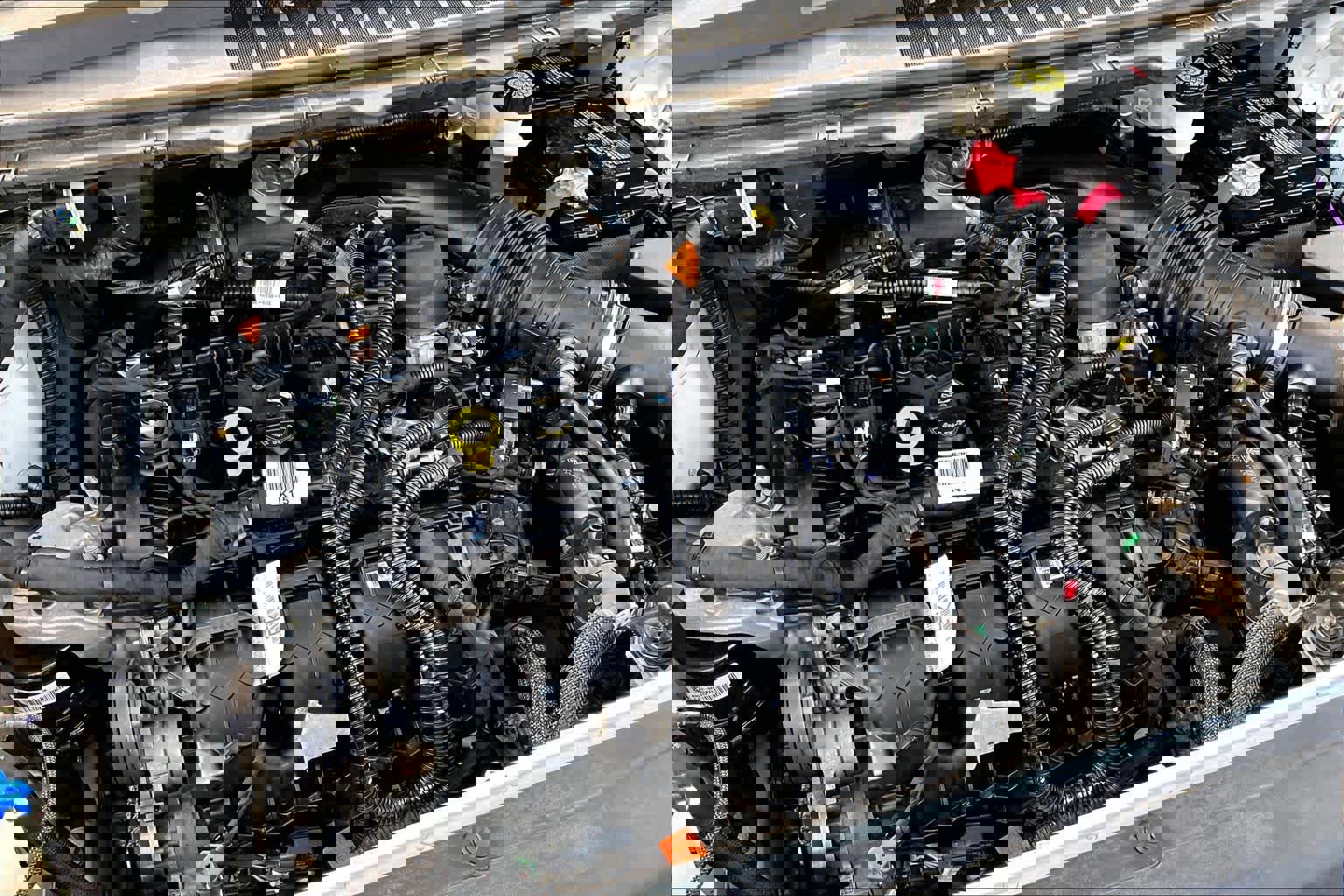 Used 2021 Ford Edge Titanium FWD image 33