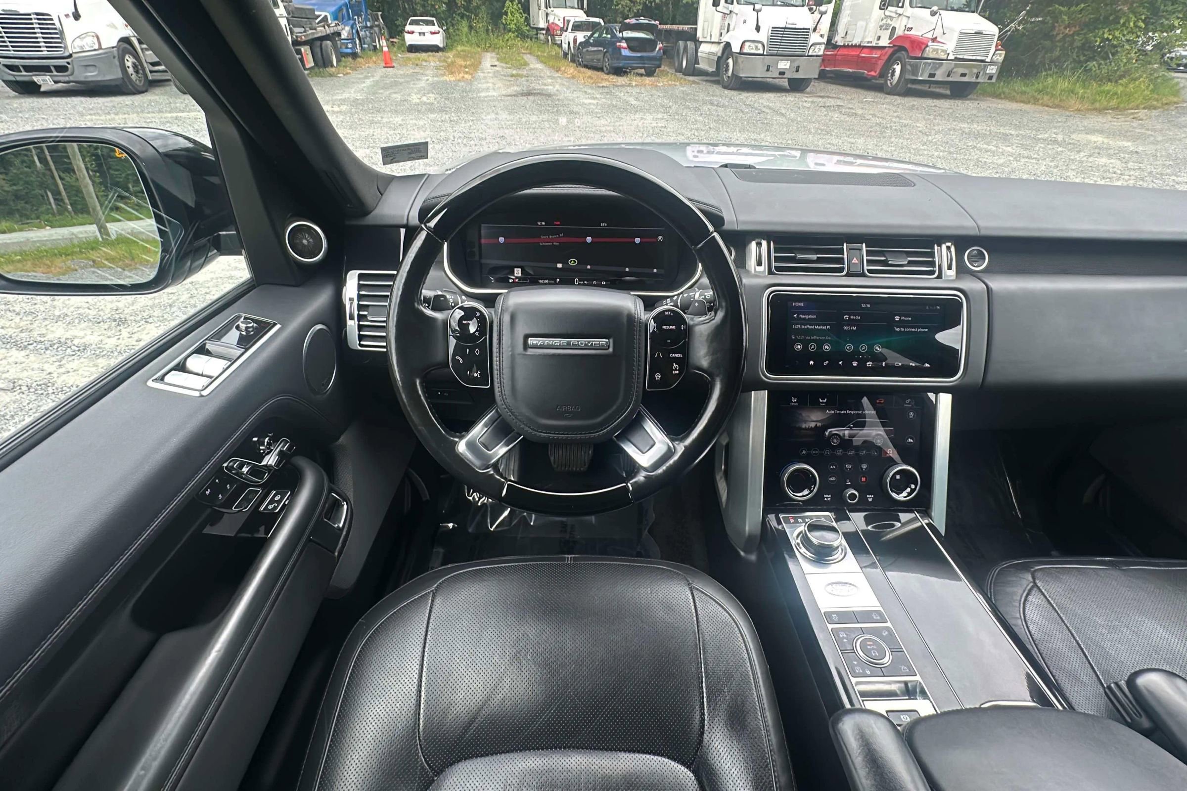 Used 2018 Land Rover Range Rover Supercharged image 20