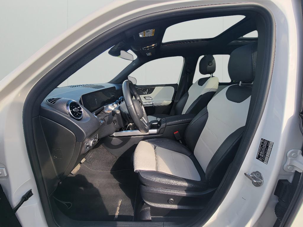 Used 2020 Mercedes-Benz GLB 250 4MATIC image 11