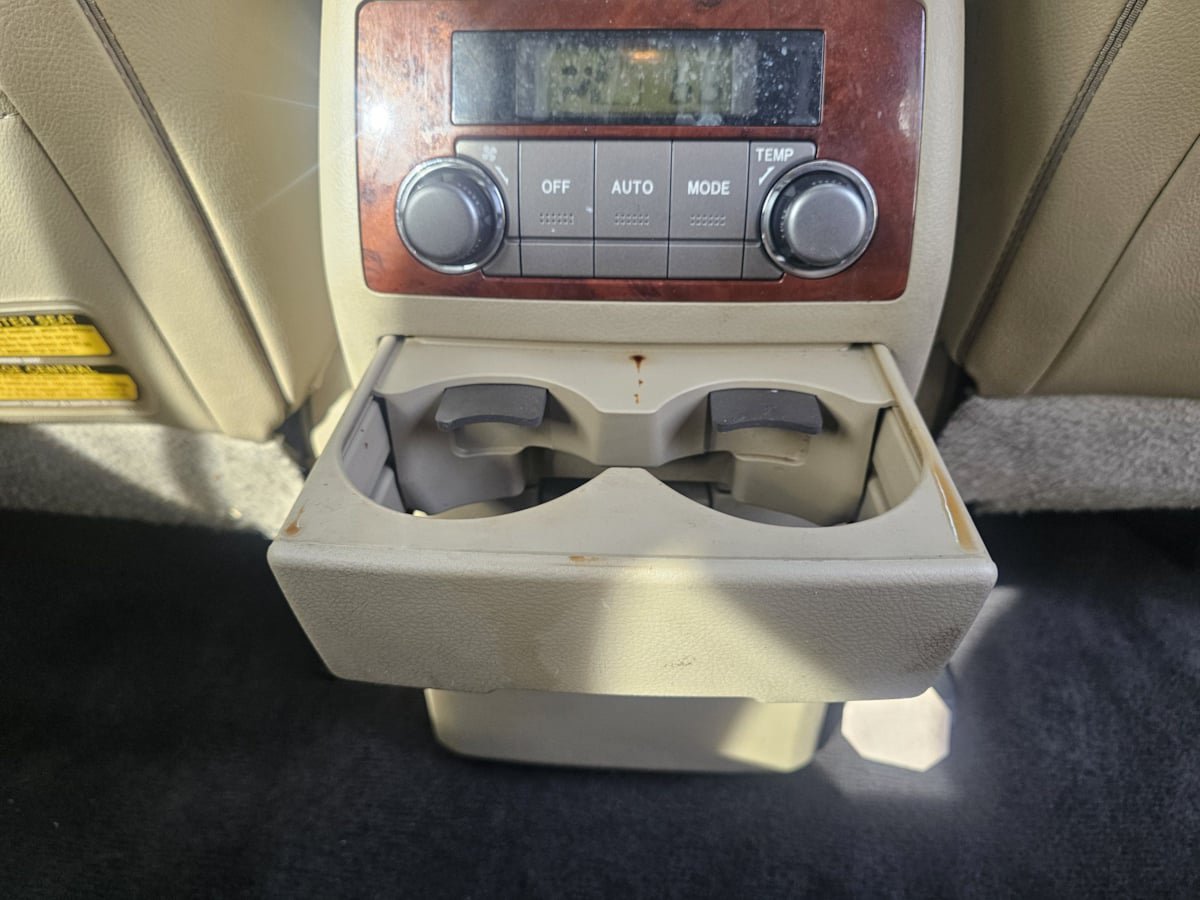 Used 2013 Toyota Highlander Limited FWD image 50