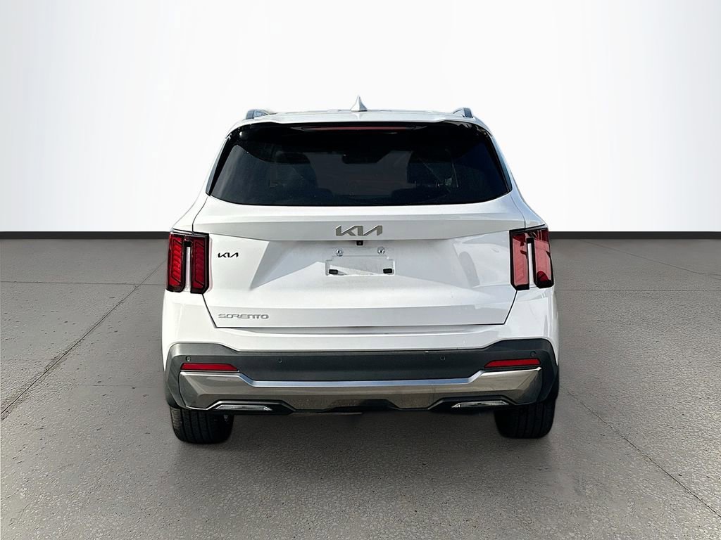 Certified 2025 Kia Sorento EX image 6