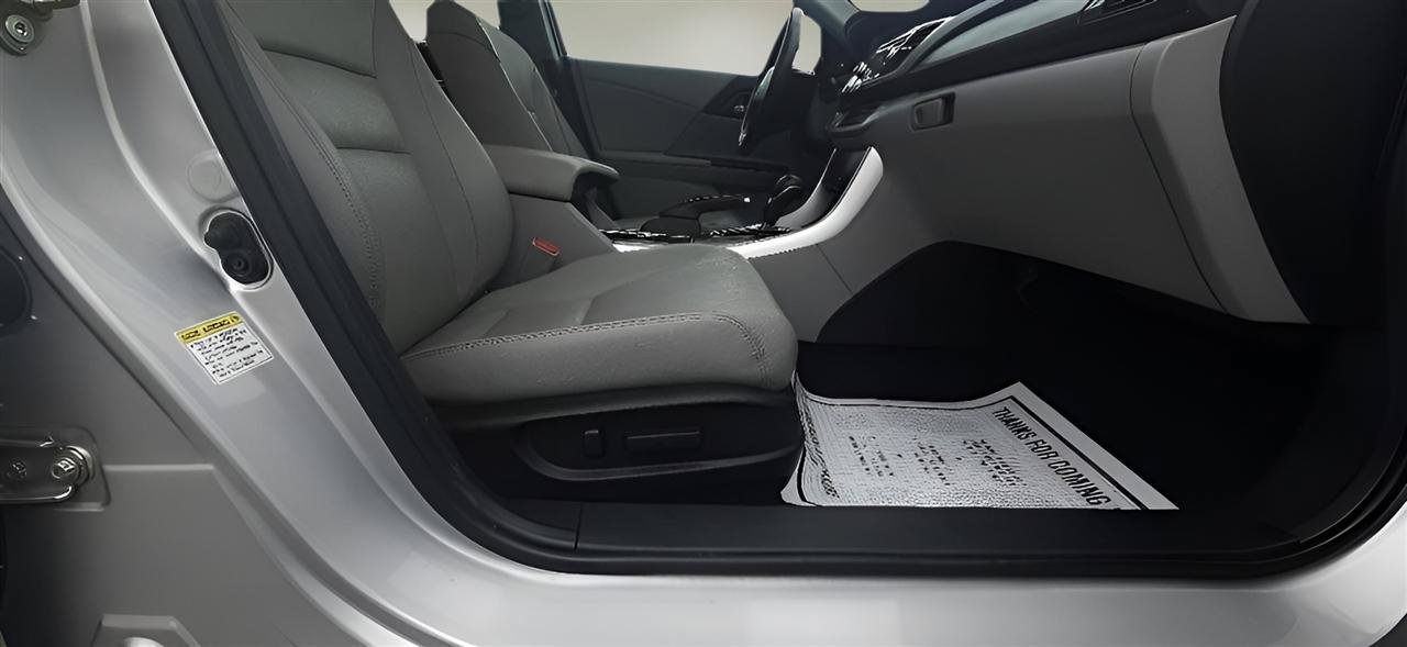 Used 2015 Honda Accord EX-L image 29