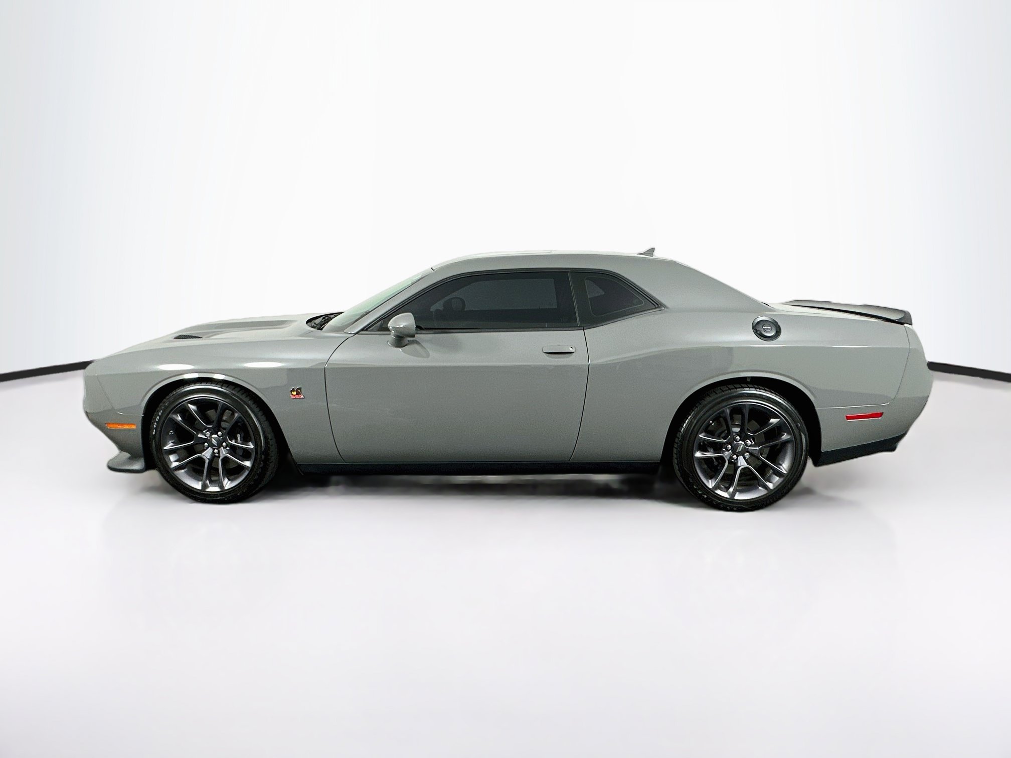 Used 2023 Dodge Challenger R/T Scat Pack w/ Plus Package RWD image 4