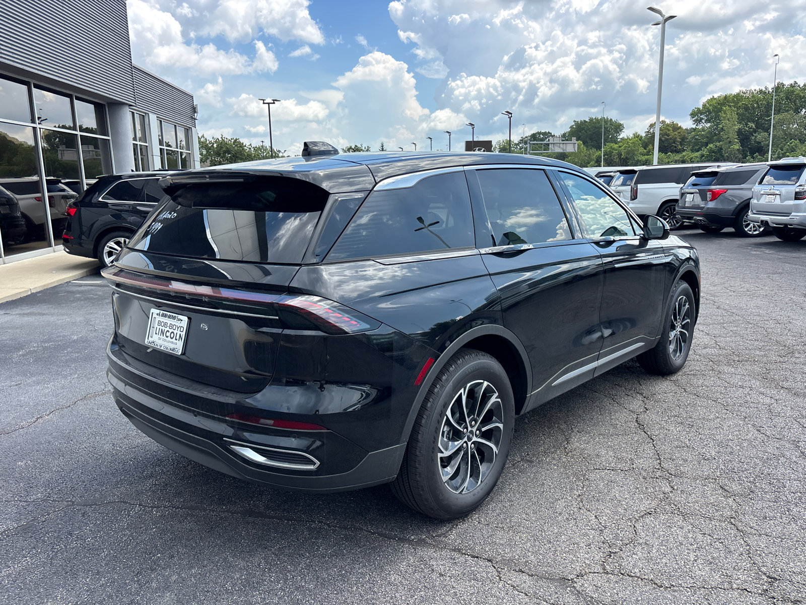 New 2026 Lincoln Nautilus Premier w/ Equipment Group 102A AWD/4WD image 7