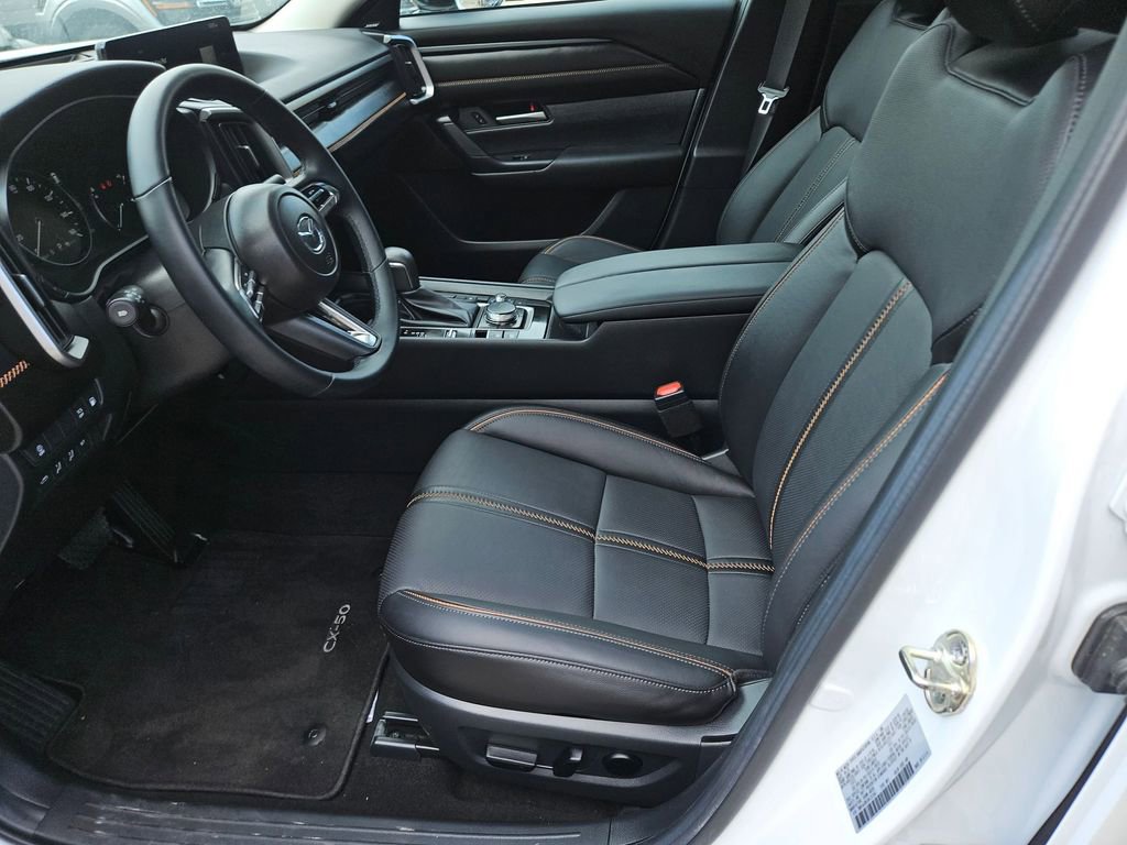 Used 2025 MAZDA CX-50 AWD 2.5 Hybrid w/ Premium Pkg image 11