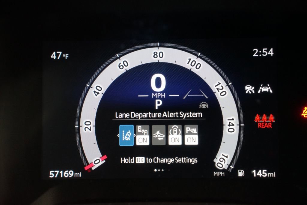 Used 2024 Toyota Corolla Cross XLE image 16