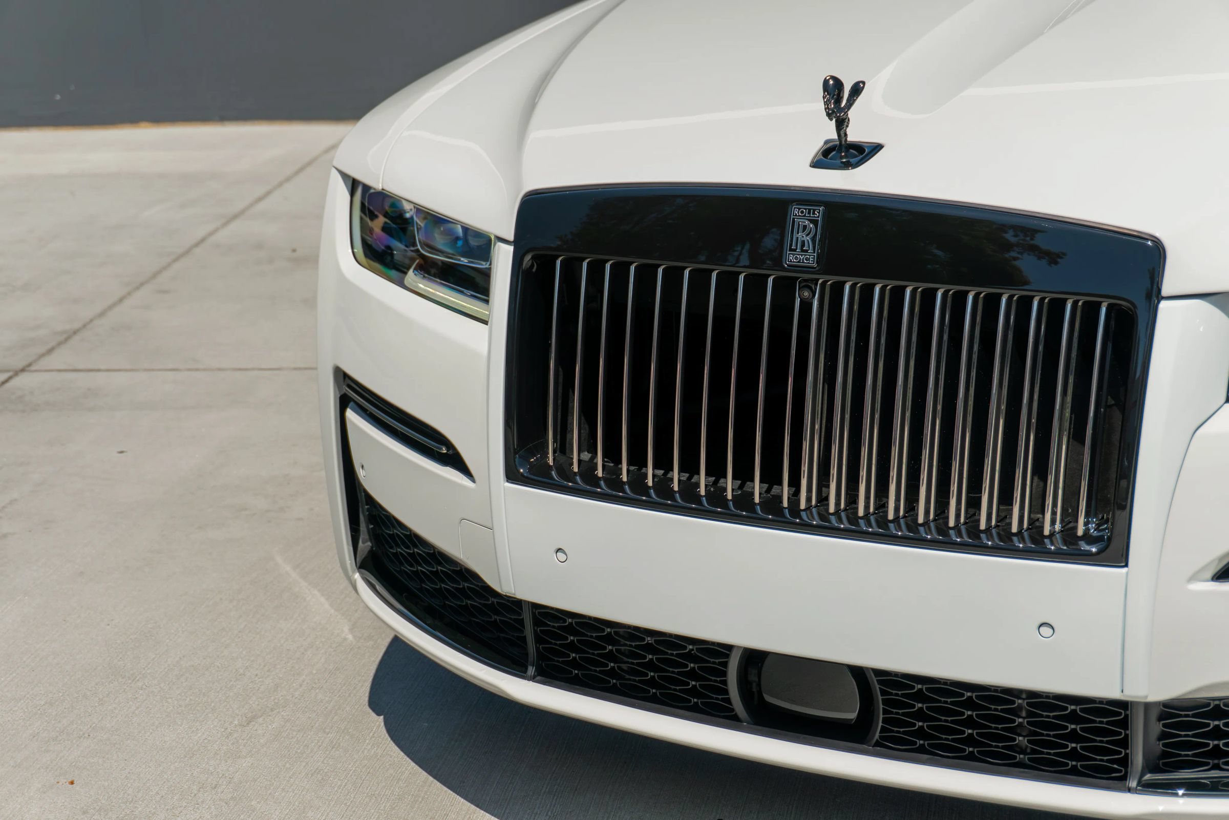 Used 2023 Rolls-Royce Ghost Black Badge w/ Black Badge Ghost Package AWD/4WD image 26