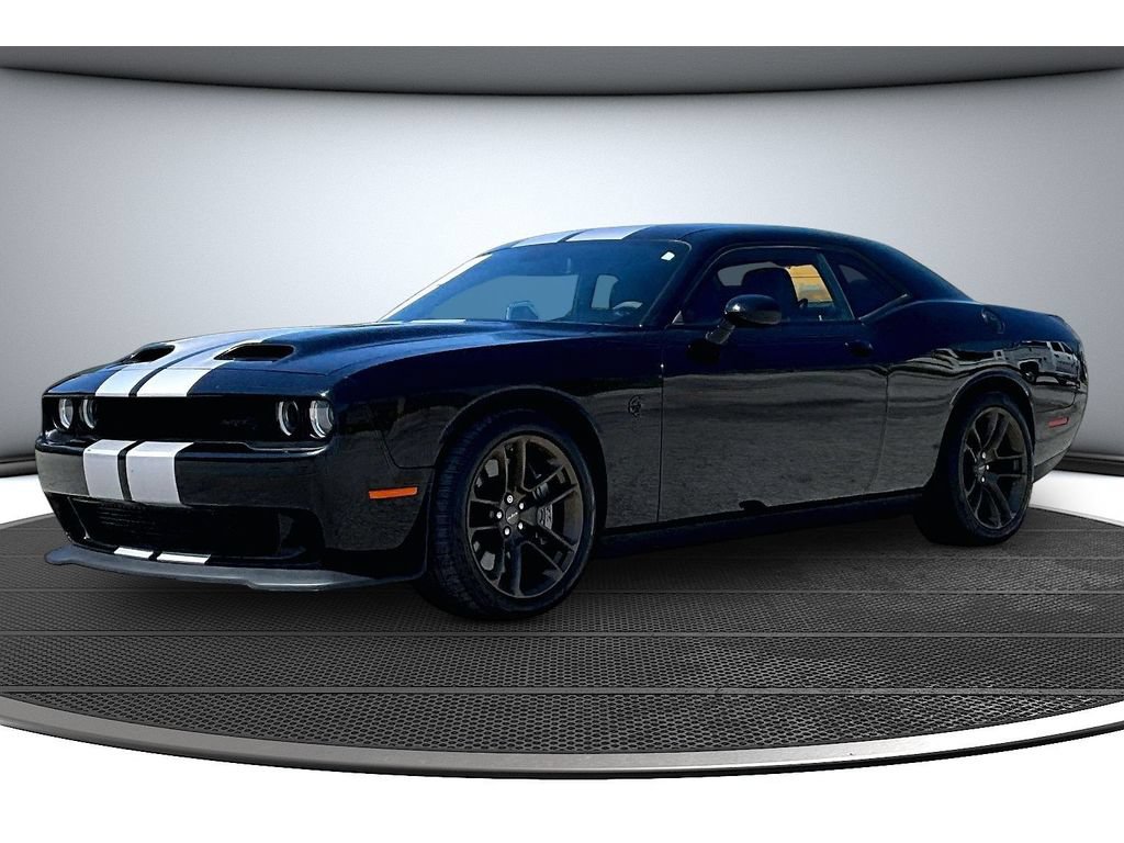 Used 2023 Dodge Challenger SRT Hellcat RWD image 16