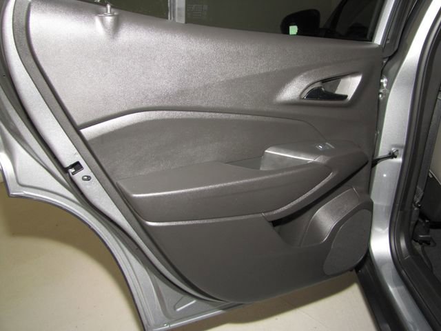 Used 2025 Chevrolet Trax ACTIV w/ Driver Confidence Package image 13